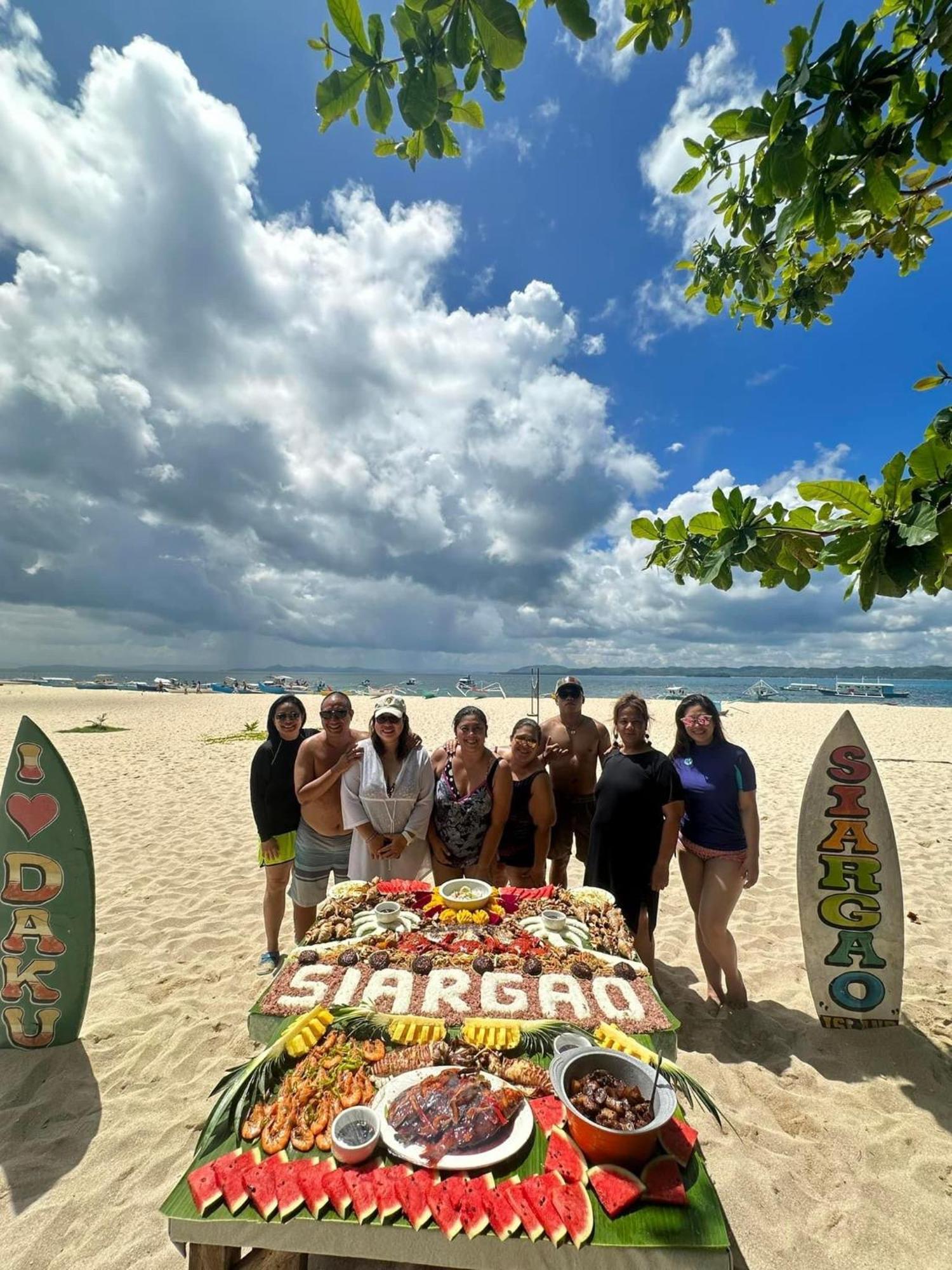 Siargao Zita'S Garden Inn Хенерал Луна Екстериор снимка